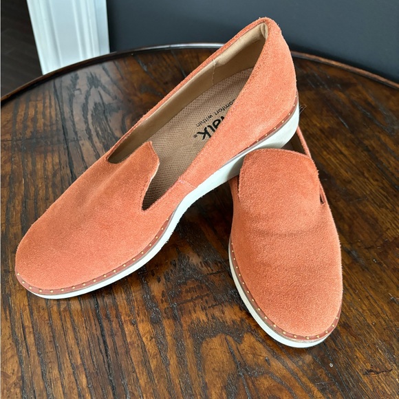 SOFTWALK WESTPORT S2011-840 Womens Suede Leather Cushioned Loafers/flats Clay 8M - Picture 1 of 15